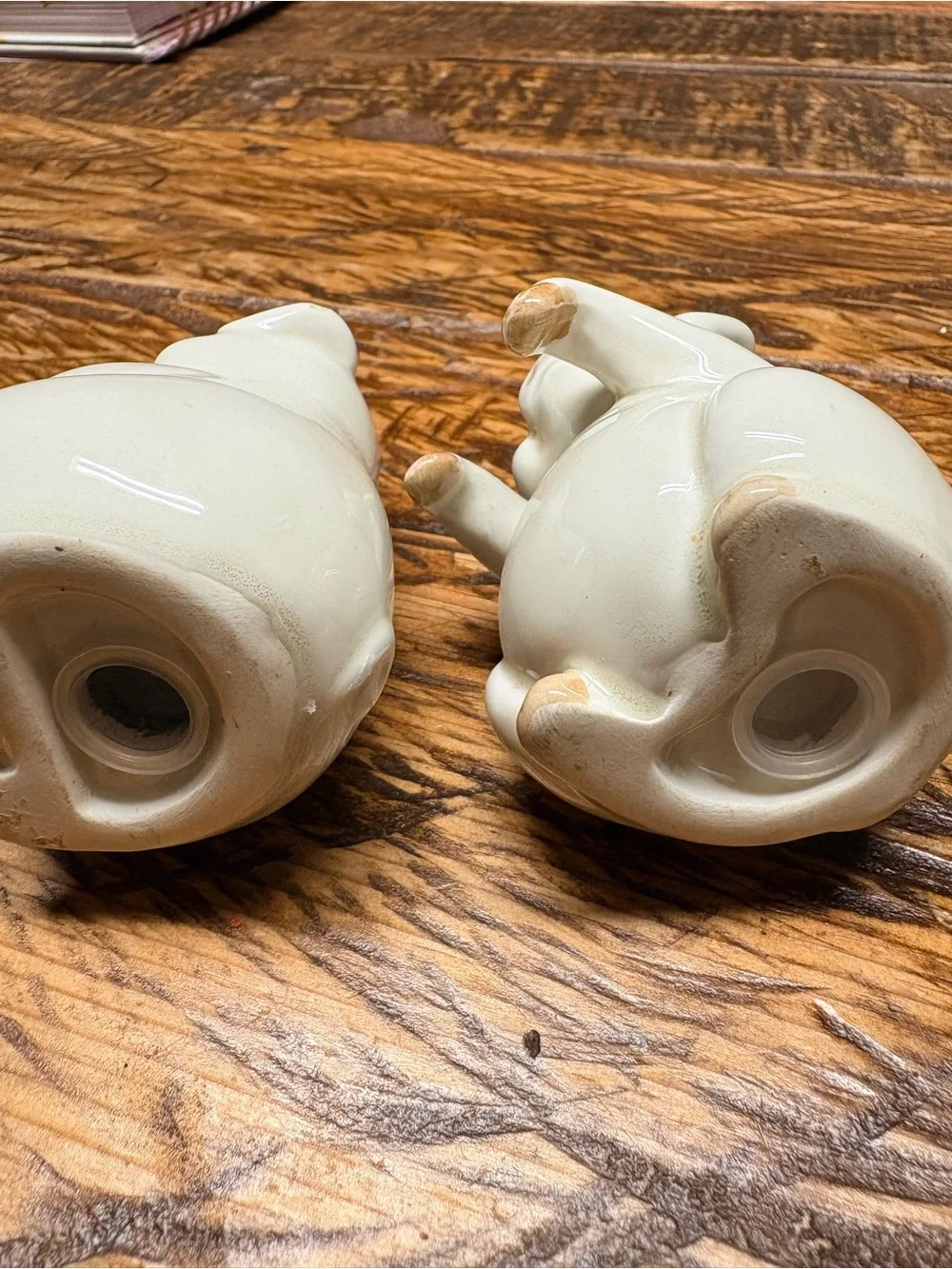 70’s Fitz and Floyd Cream Ceramic Pig Salt & Pepper Shakers Blue Bow 3.25”X2.25
